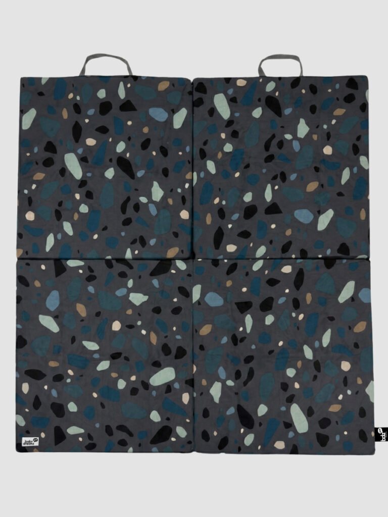 מזרן פעילות טרצו שחור 145×145 ס״מ