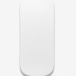 סדין לעגלה סל שכיבה לבן מולבש על מזרן עגלת תינוק